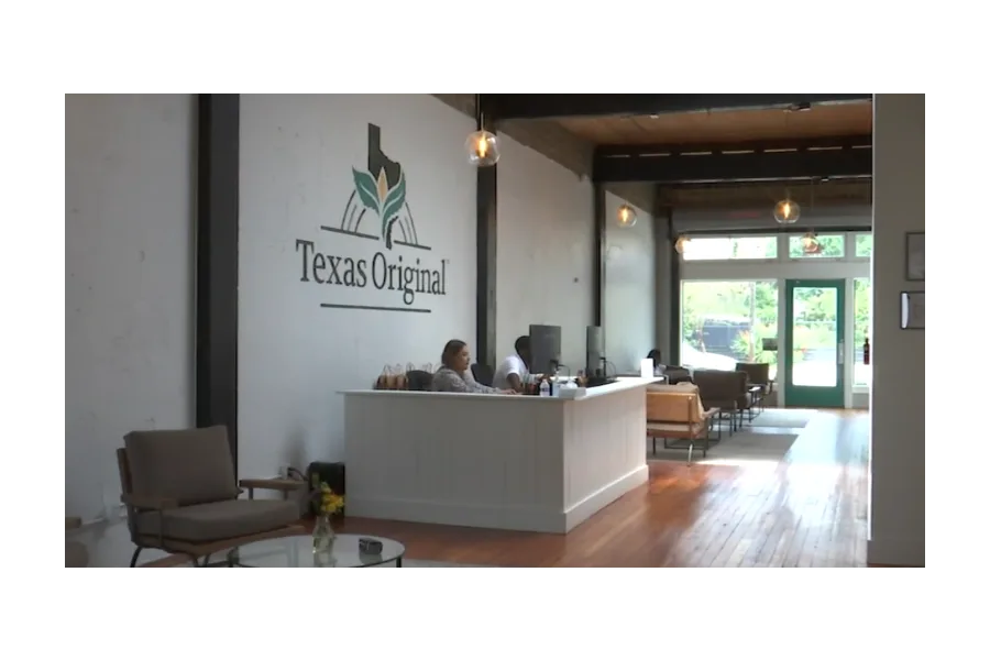 Houston area’s 1st permanent medical marijuana pickup location opens